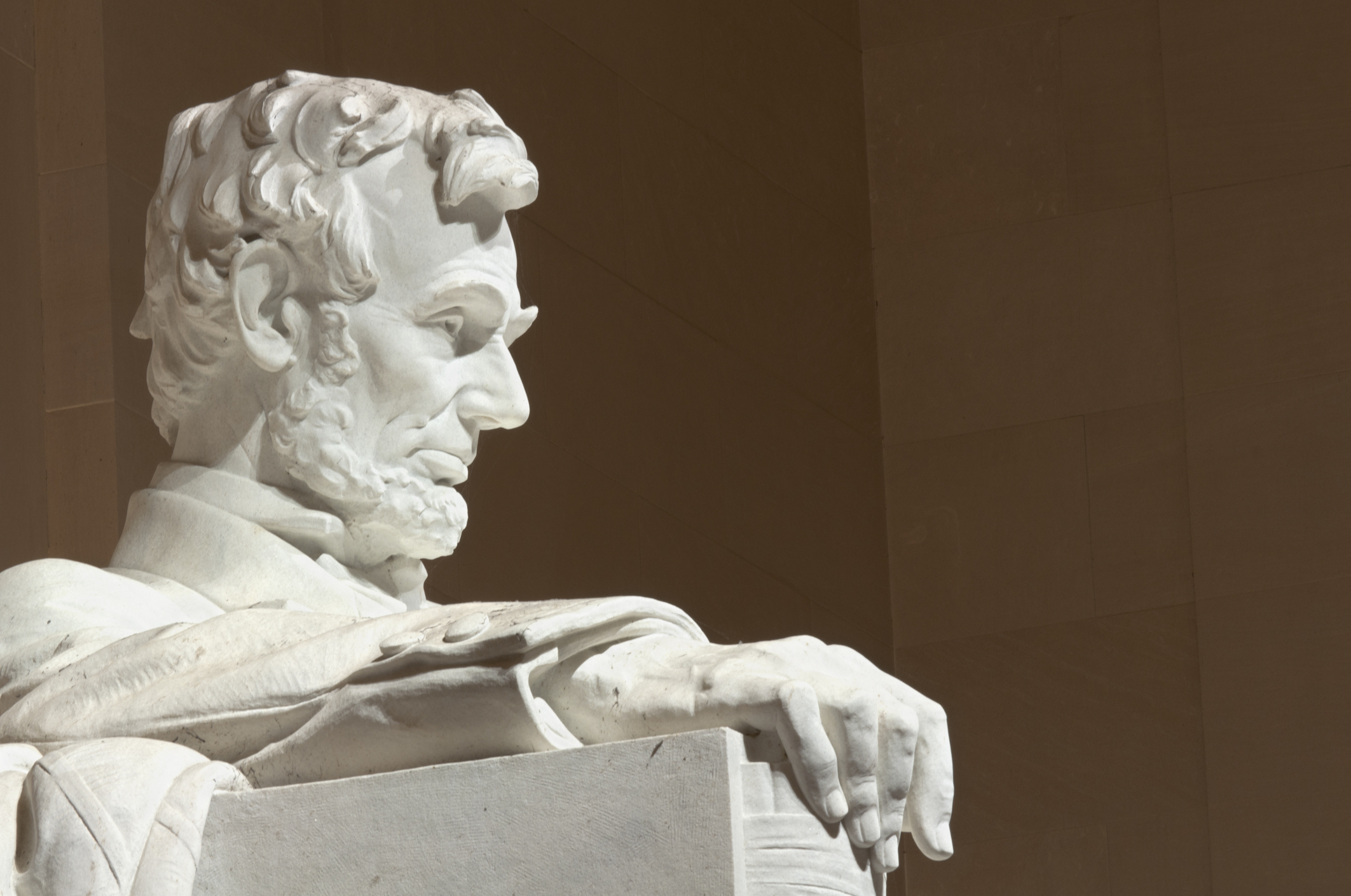 Abraham Lincoln Memorial Profile