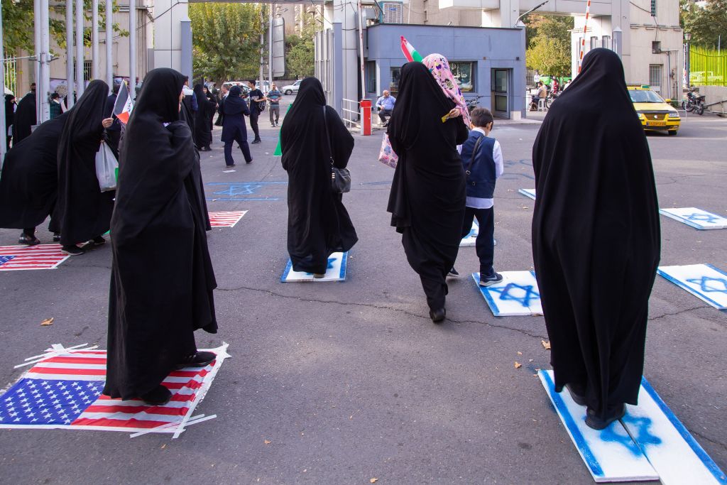 Pro-hijab-and-anti-Israel-gathering-in-Tehran