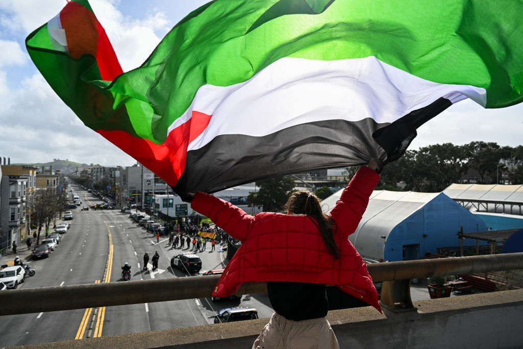 Pro-Palestine protesters closed Highway 101 in San Francisco