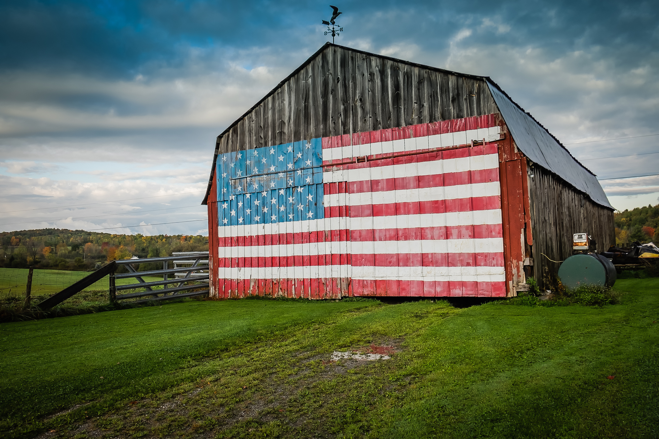 American flag on a barn.
