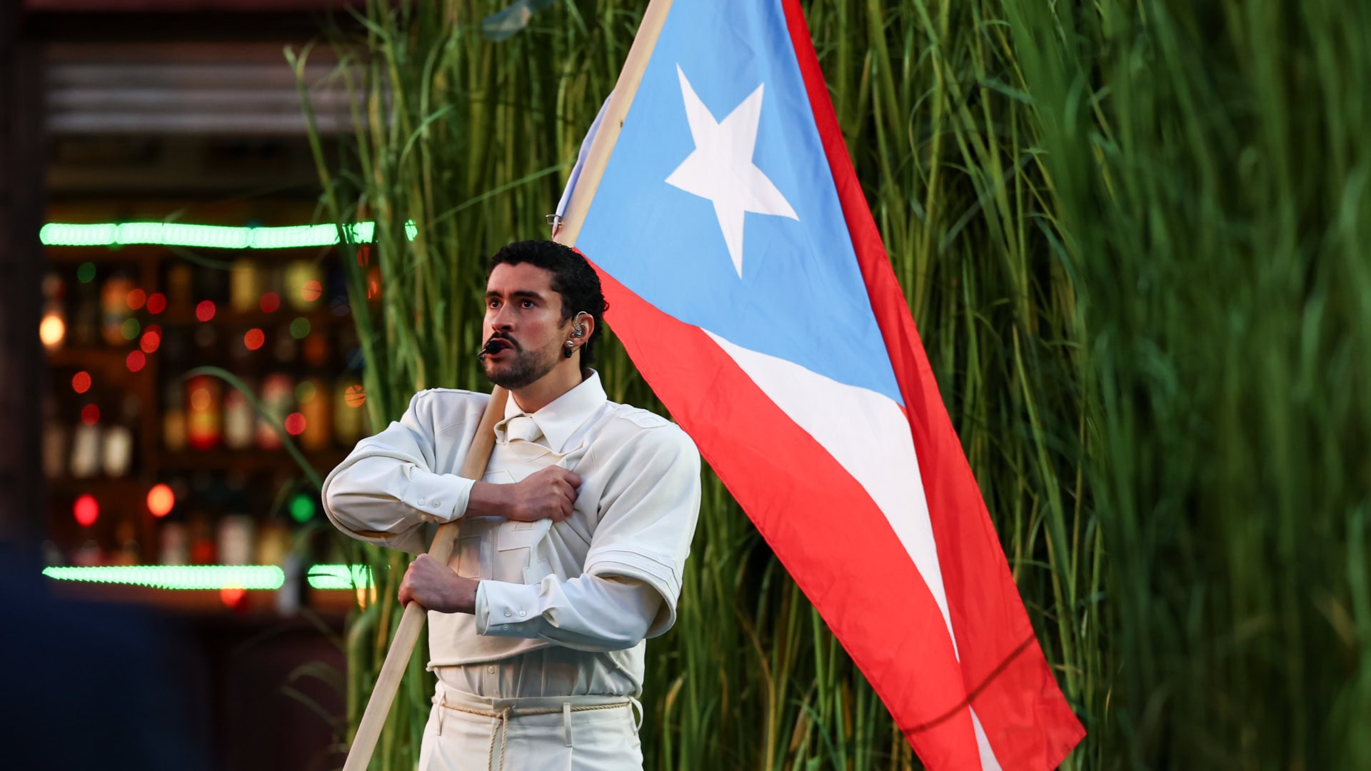 tr e304 art – No Logo